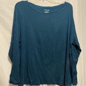 Turquoise long sleeve shirt 🟦